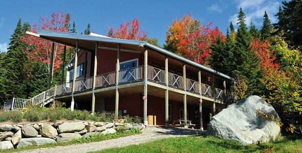 Pavillon d'accueil du parc régional du Massif du Sud